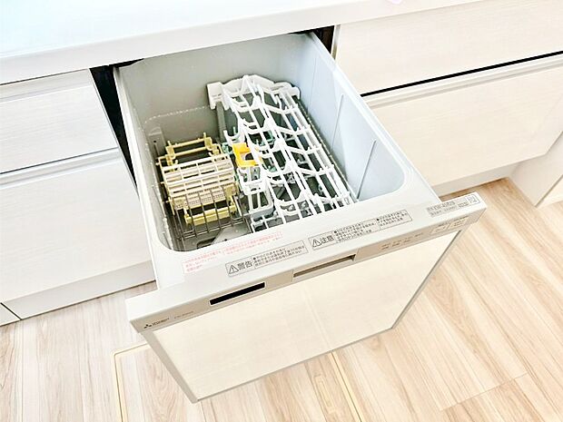 面倒なお片づけは食洗機にお任せ!家事の負担が減って、時間にも気持ちにもゆとりができます。
