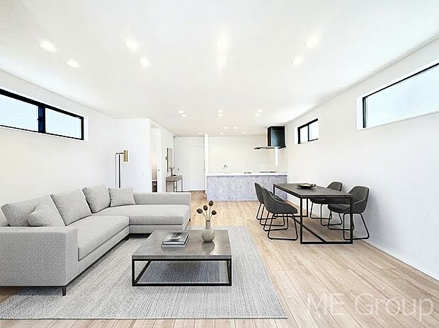 家族の和やかな会話が聞こえてきそう。開放感のあるリビングです ※家具はCGです