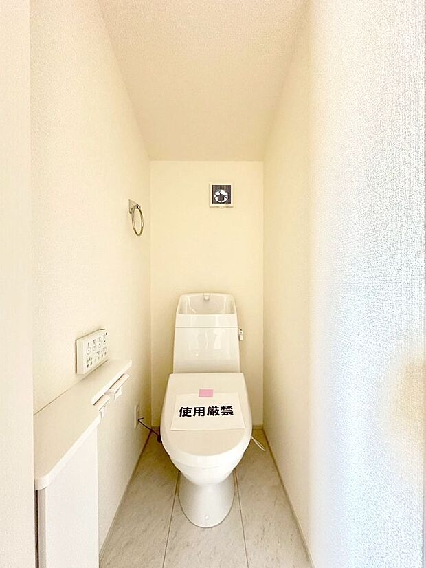 トイレは1階と2階それぞれに配置されていてとても便利です。 