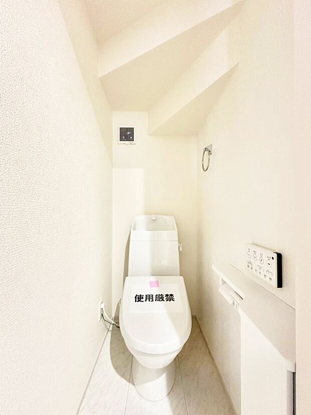 トイレは1階と2階それぞれに配置されていてとても便利です。 