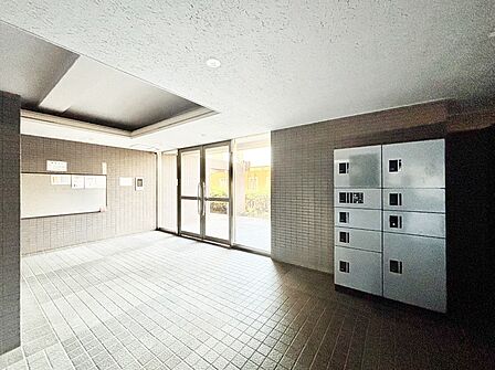 待ち合わせ場所としても便利なエントランスロビー