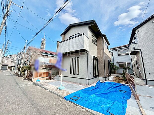 洗練された外観、上質な住空間が広がる室内は永く安心して過ごせる住居です。