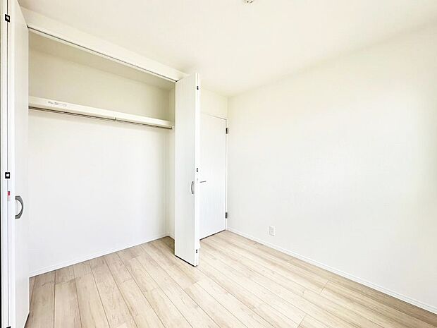 収納が充実しているので、居住スペースを広く使えます。