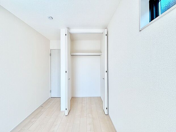 たっぷりの収納スペースで快適に暮らせそう