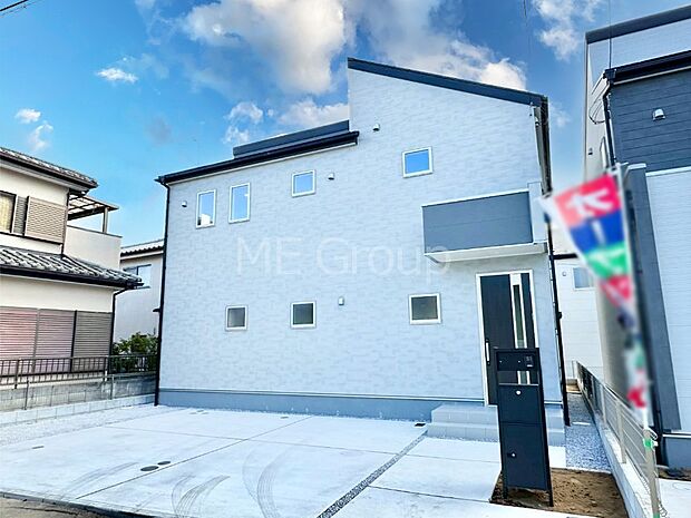 洗練された外観、上質な住空間が広がる室内は永く安心して過ごせる住居です。