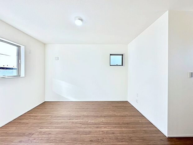 ナチュラルなフローリングはどんなインテリアにもマッチ。  