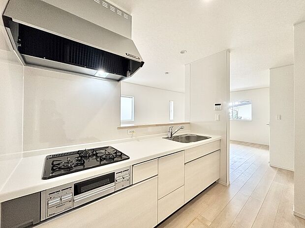 毎日使うキッチンだから、使いやすさ&お手入れのしやすさにこだわりました。