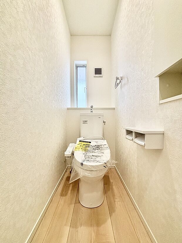 トイレは1階と2階それぞれに配置されていてとても便利です。 