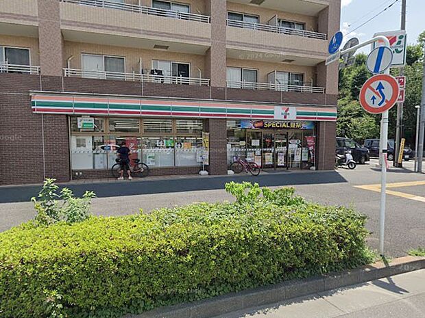 コンビニ 800m セブン-イレブン新座新堀3丁目店
