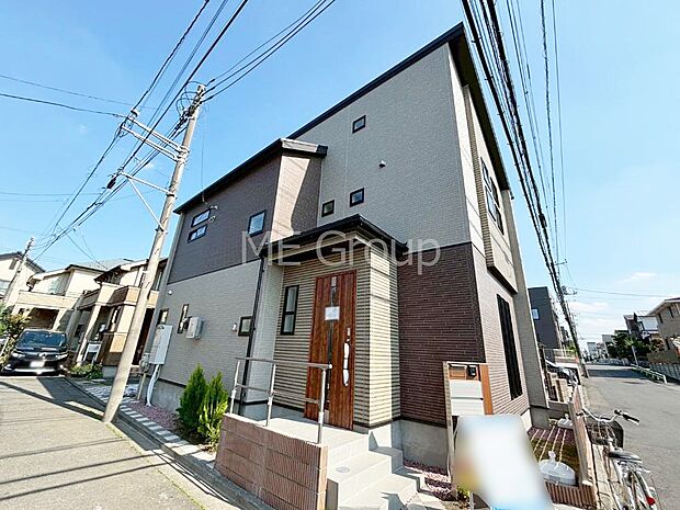 溢れる陽光でご家族の笑顔も輝く