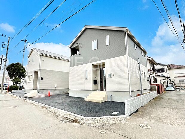 溢れる陽光でご家族の笑顔も輝く