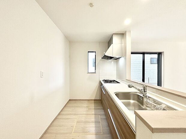 ゆとりあるキッチンではご家族と楽しくお料理ができます。