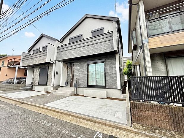 たっぷりの陽光と心地よい風が舞い込む住まい