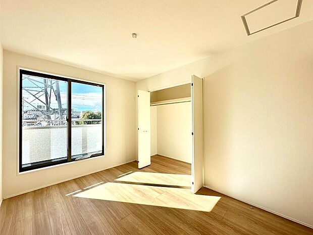 収納が充実しているので居住スペースを広々使えます