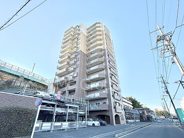 溢れる陽光でご家族の笑顔も輝く