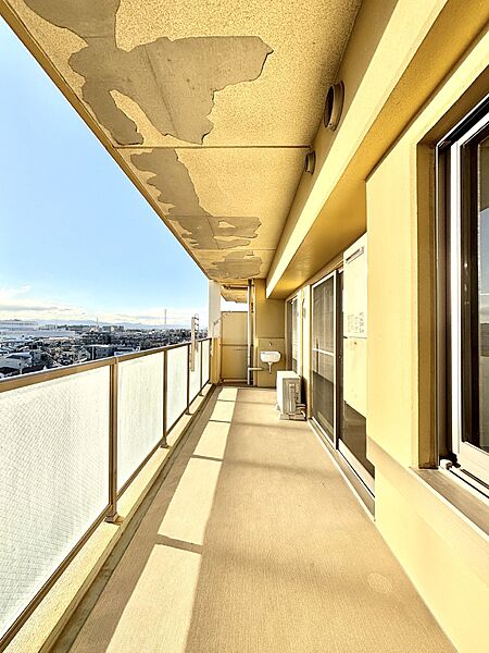 心地よい風を感じながらお洗濯物が干せそうです