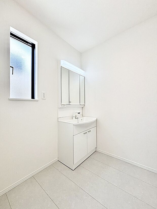 お子さんがうがい、手洗いも喜んでしてくれそうな洗面所!