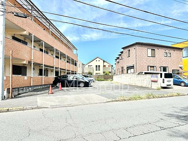 溢れる陽光でご家族の笑顔も輝く