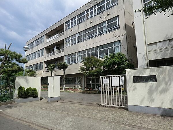 中学校 264m 東久留米市立下里中学校