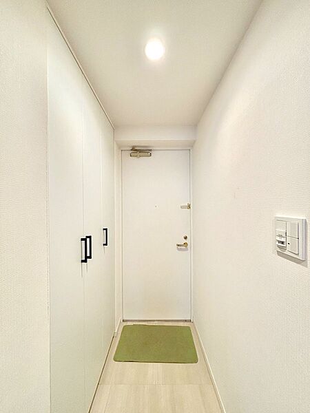 家族の帰宅やお客様をあたたかく迎える玄関