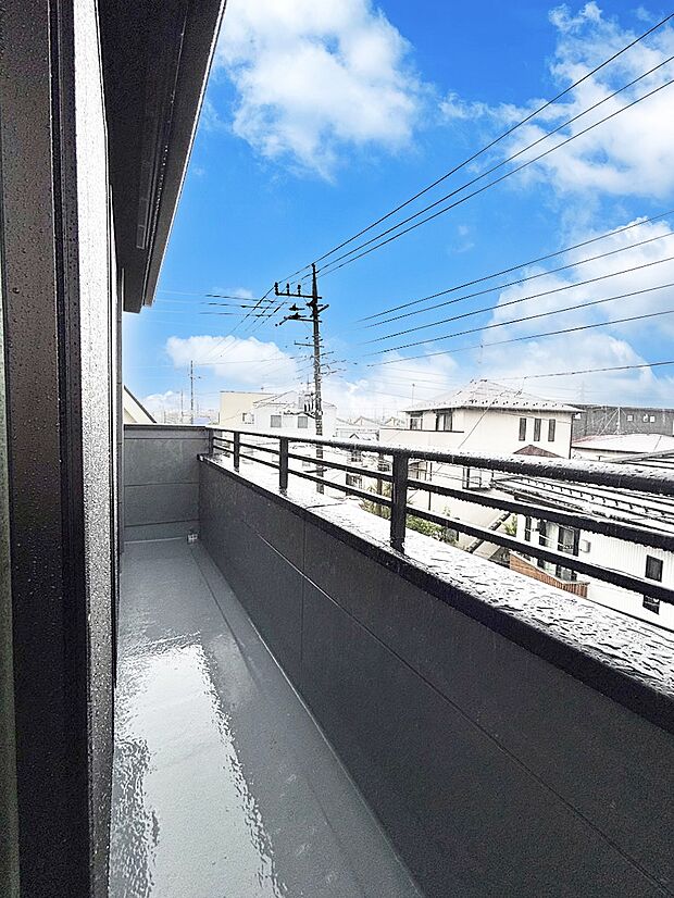 風通しの良いバルコニー