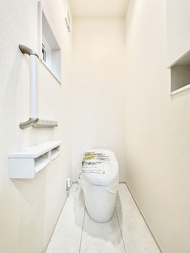 トイレは安心の2箇所!朝のバタバタも一安心です。