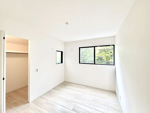収納が充実しているので居住スペースを広々使えます