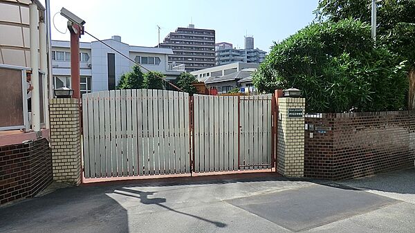 幼稚園・保育園 1200m 伸びる会幼稚園