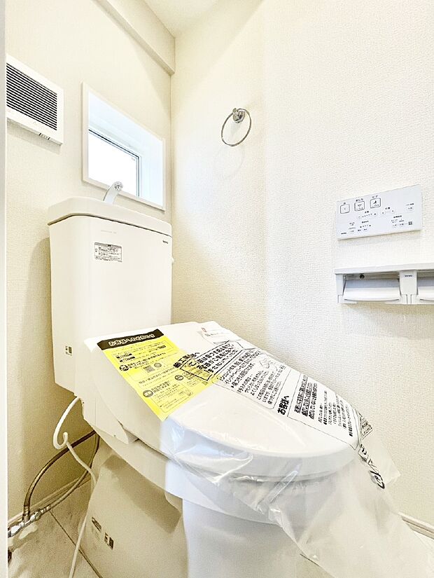 トイレは1階と2階それぞれに配置されていてとても便利です。 