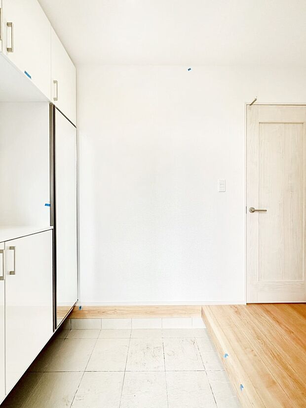 家族の帰宅やお客様をあたたかく迎える玄関