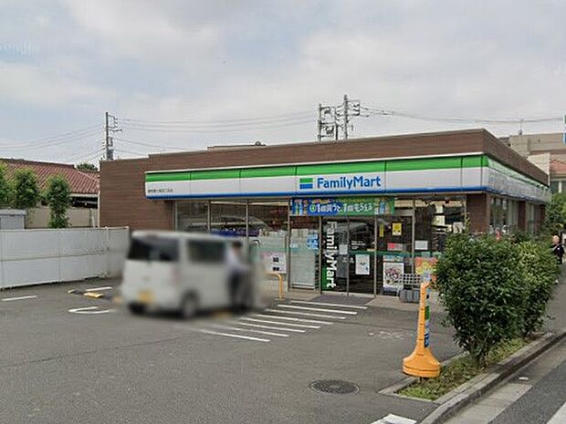 コンビニ 600m ファミリーマート 練馬東大泉四丁目店
