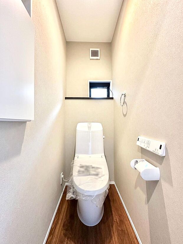 トイレは1階と2階それぞれに配置されていてとても便利です。 