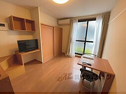 レオパレスＩＢＵＫＩ 202 2階1Kのリビング/ダイニング