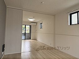 フルール彦根 102 1階1LDKのリビング/ダイニング