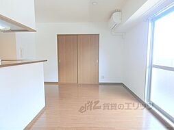 近江鉄道近江本線 八日市駅 徒歩26分の賃貸マンション 1階2LDKのリビング/ダイニング