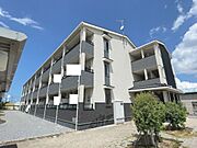 彦根口駅より徒歩13分 3階 築9年2ヶ月の賃貸物件