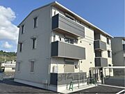 彦根駅より徒歩9分 1階 築1年2ヶ月の賃貸物件