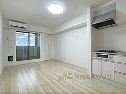 プリマヴェールＭ 203 2階1LDKのリビング/ダイニング