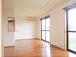 JR北陸本線 虎姫駅 4.1kmの賃貸アパート 1階1LDKのリビング/ダイニング