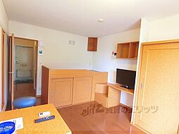 レオパレス緑町 2階1Kのリビング/ダイニング