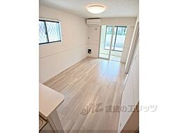 フローラ愛知川 103 1階1LDKのリビング/ダイニング