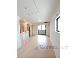 Ｌａ　Ｃａｓａ　Ｍｉｙａｂｉ　Ａ 1階1LDKのリビング/ダイニング