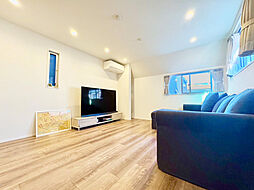 西亀有3丁目中古戸建 2SLDKのリビング/ダイニング