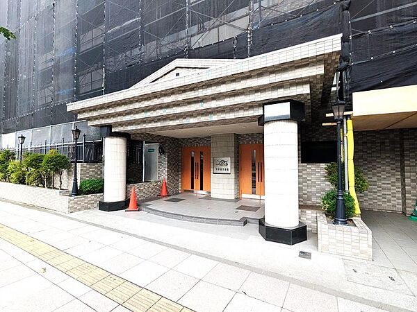 【エントランス】