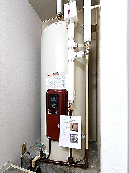 しっかりとお湯を供給してくれる頼もしい給湯設備です♪ 毎日のバスタイムや家事を快適にサポートしてくれます！