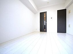 PREMIUM CUBE 関内 202 2階1Kのリビング/ダイニング