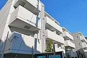 中野駅より徒歩7分 3階 築5年5ヶ月の賃貸物件