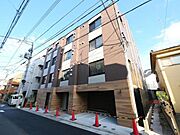西新宿五丁目駅より徒歩11分 2階 築1年11ヶ月の賃貸物件