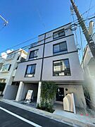 三軒茶屋駅より徒歩8分 1階 築1年8ヶ月の賃貸物件