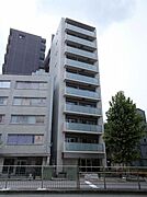 日暮里駅より徒歩8分 築2年1ヶ月 4階建の賃貸物件
